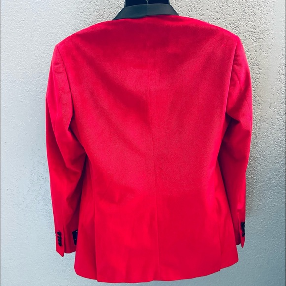 Ferrecci Enzo Red Slim Fit Velvet Tuxedo Blazer - Picture 3 of 11